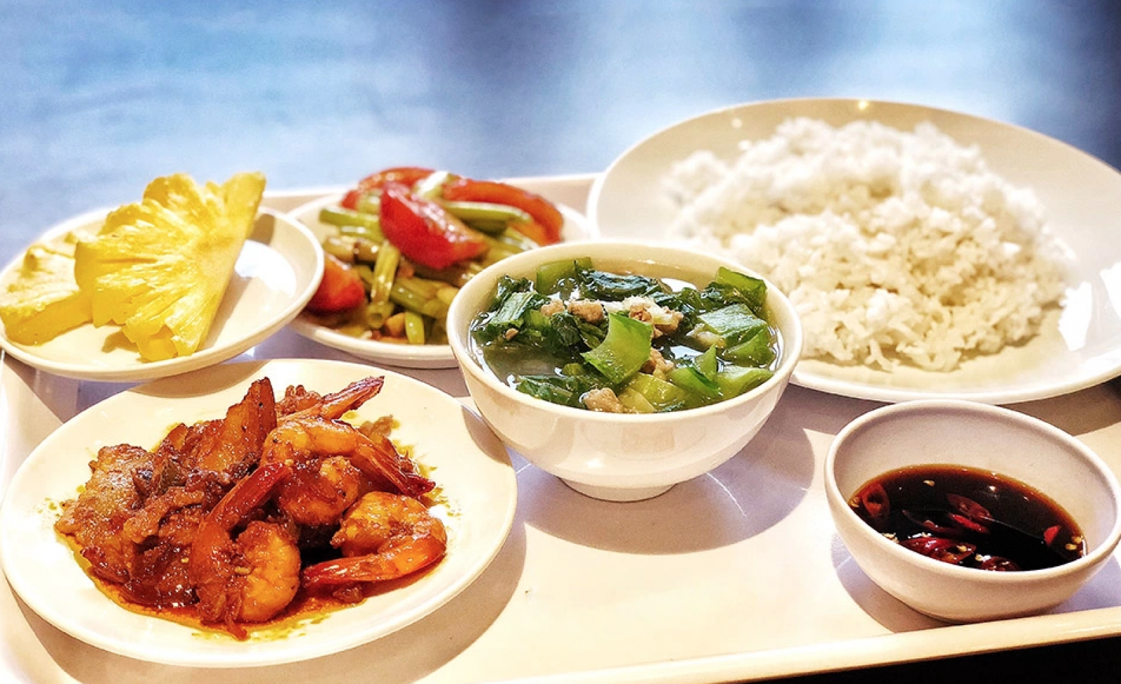 ăn đầy đủ dinh dưỡng để phòng cúm